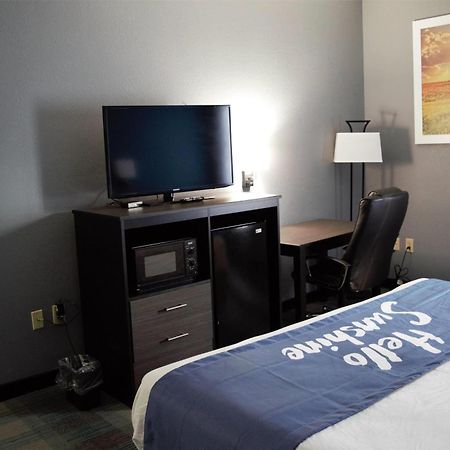Days Inn By Wyndham Montgomery Eksteriør billede