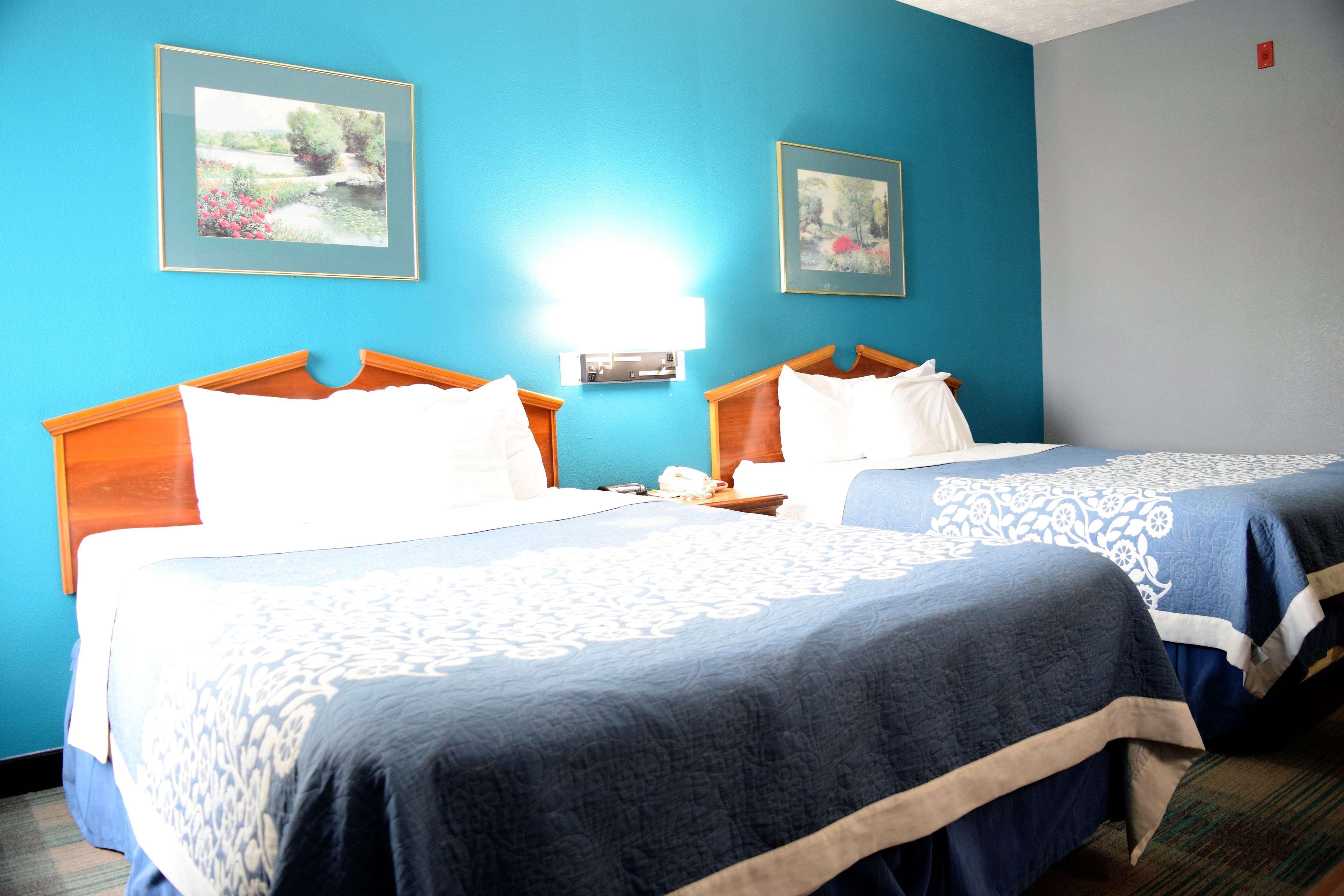 Days Inn By Wyndham Montgomery Eksteriør billede