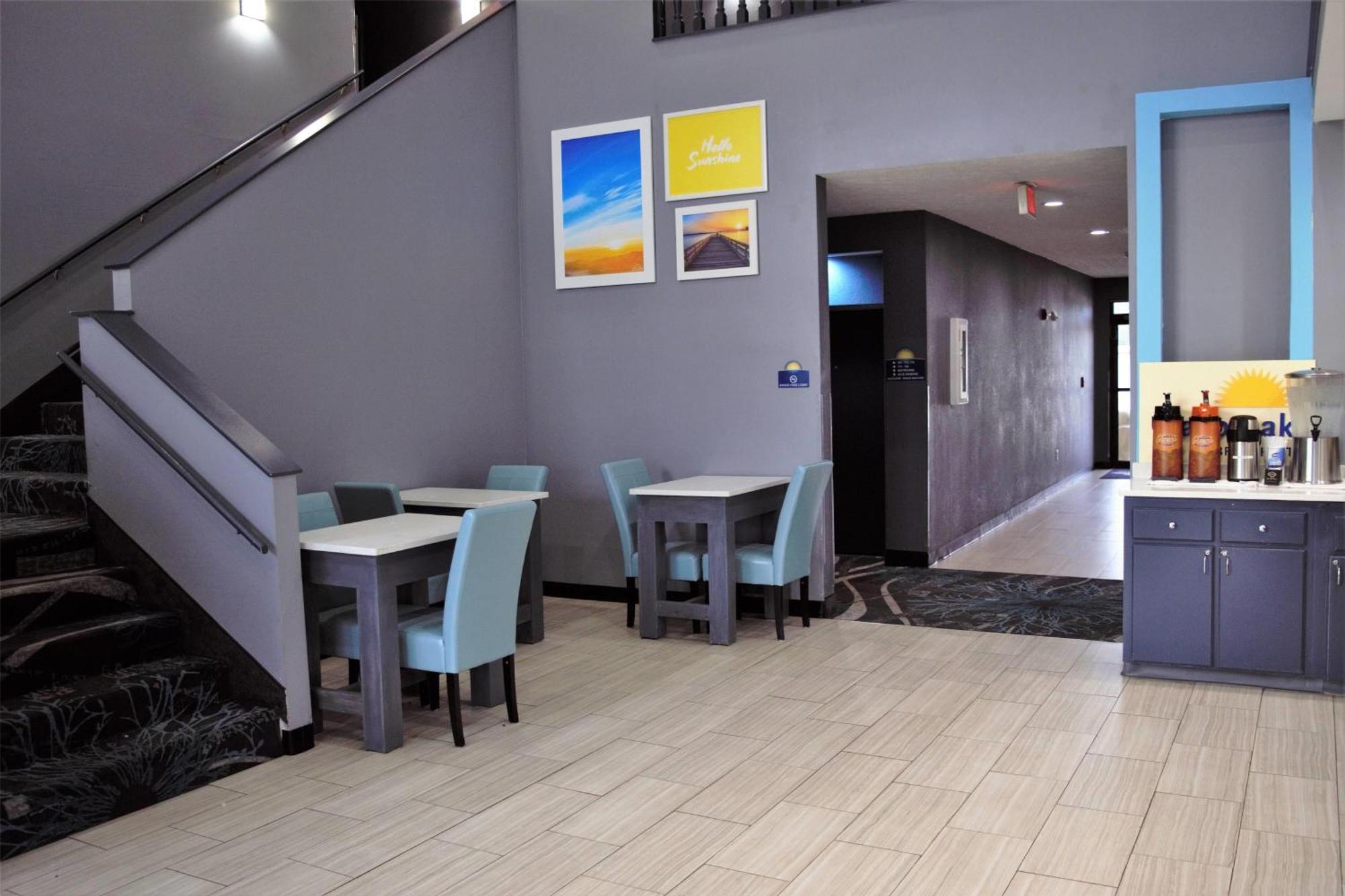 Days Inn By Wyndham Montgomery Eksteriør billede