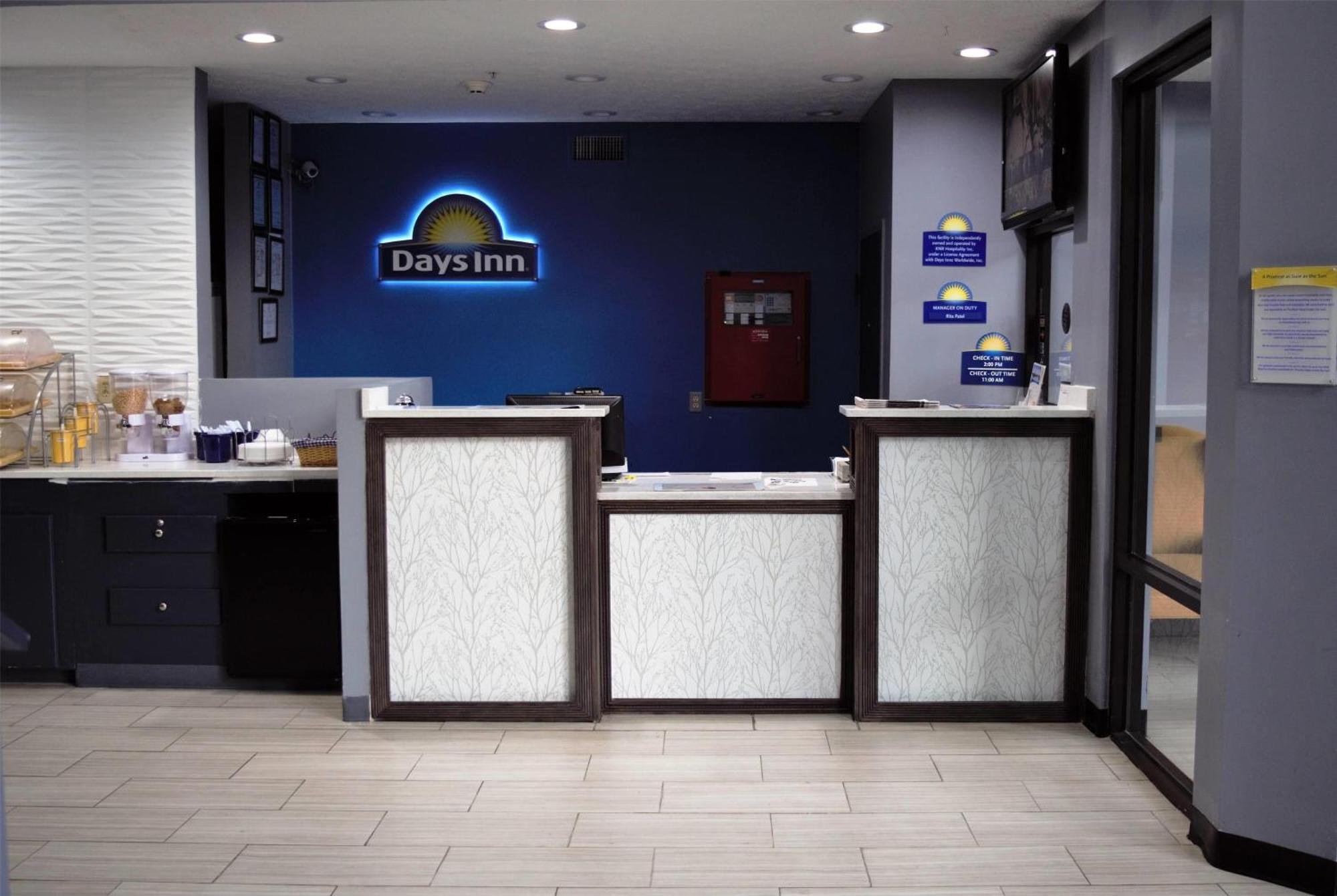 Days Inn By Wyndham Montgomery Eksteriør billede