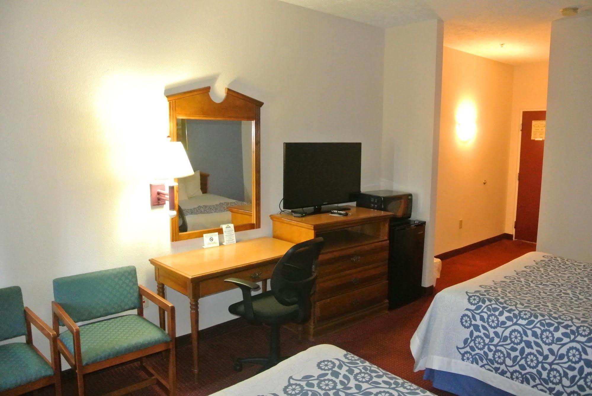 Days Inn By Wyndham Montgomery Eksteriør billede