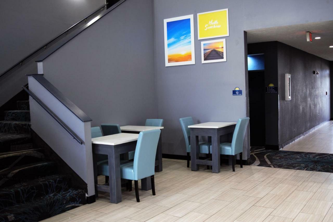 Days Inn By Wyndham Montgomery Eksteriør billede